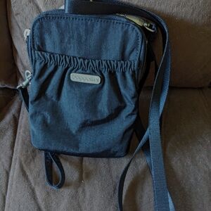 Baggalini crossbody bag